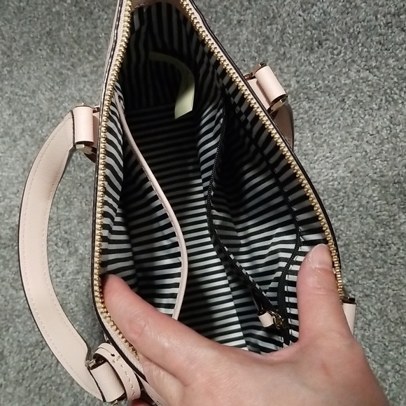 Kate Spade New York Dolce Cameron Street Perforated Lucie Crossbody - Picture 9 of 12